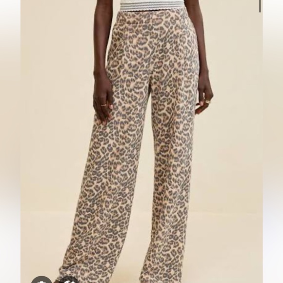 Aerie leopard street wide leg trousers - Picture 10 of 12